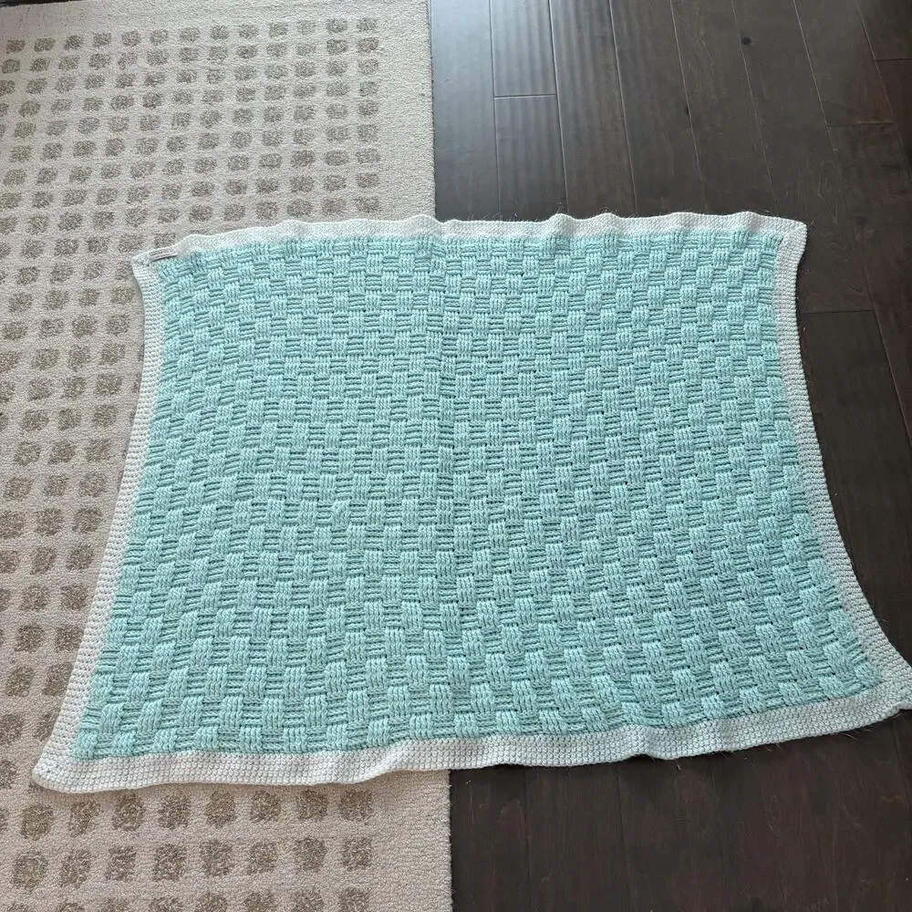 Handcrafted Gail‎ Kashdan Crochet Baby Blanket Afghan Basketweave Mint White